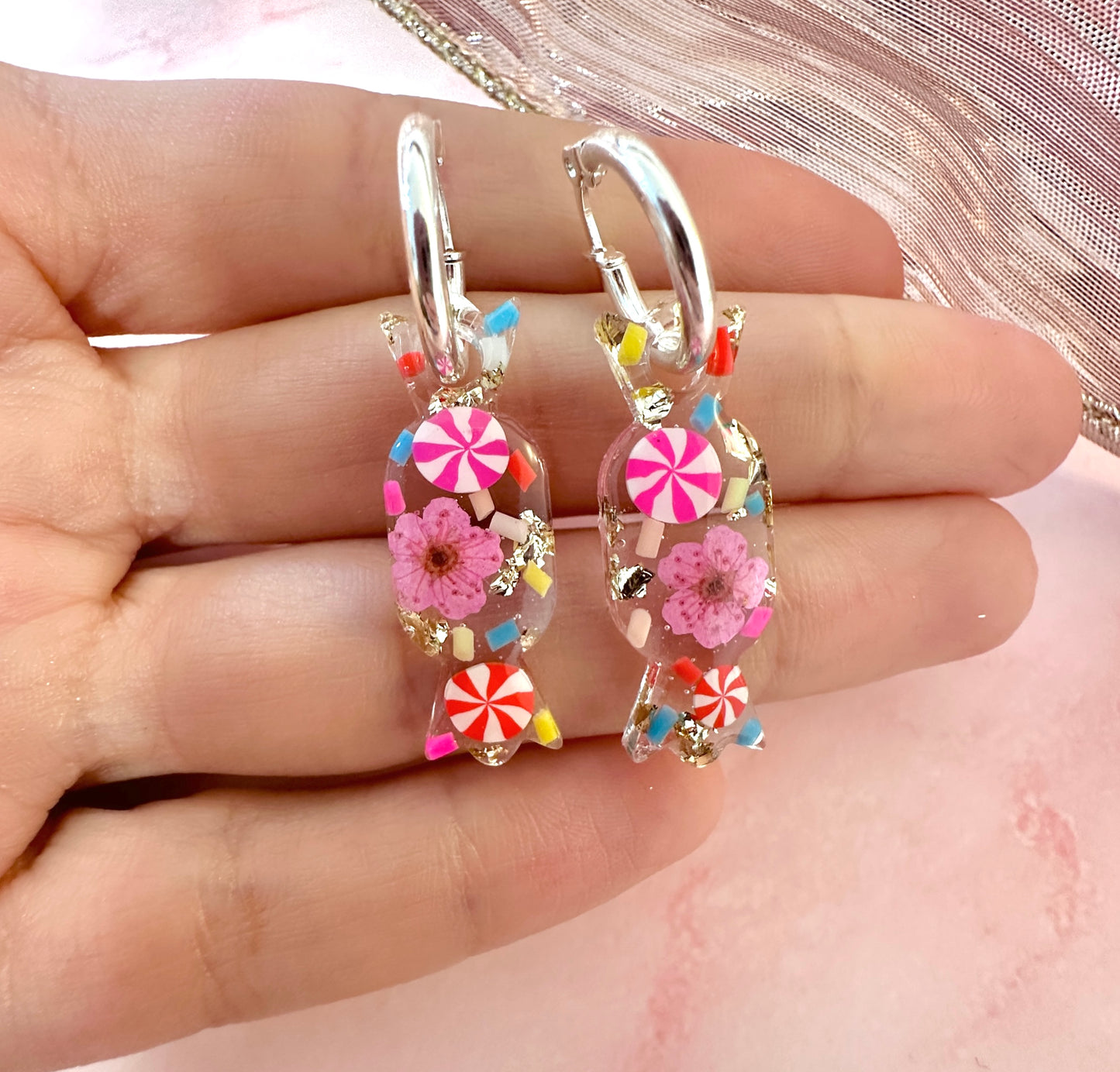 Candy sweet bloom hoop earrings.