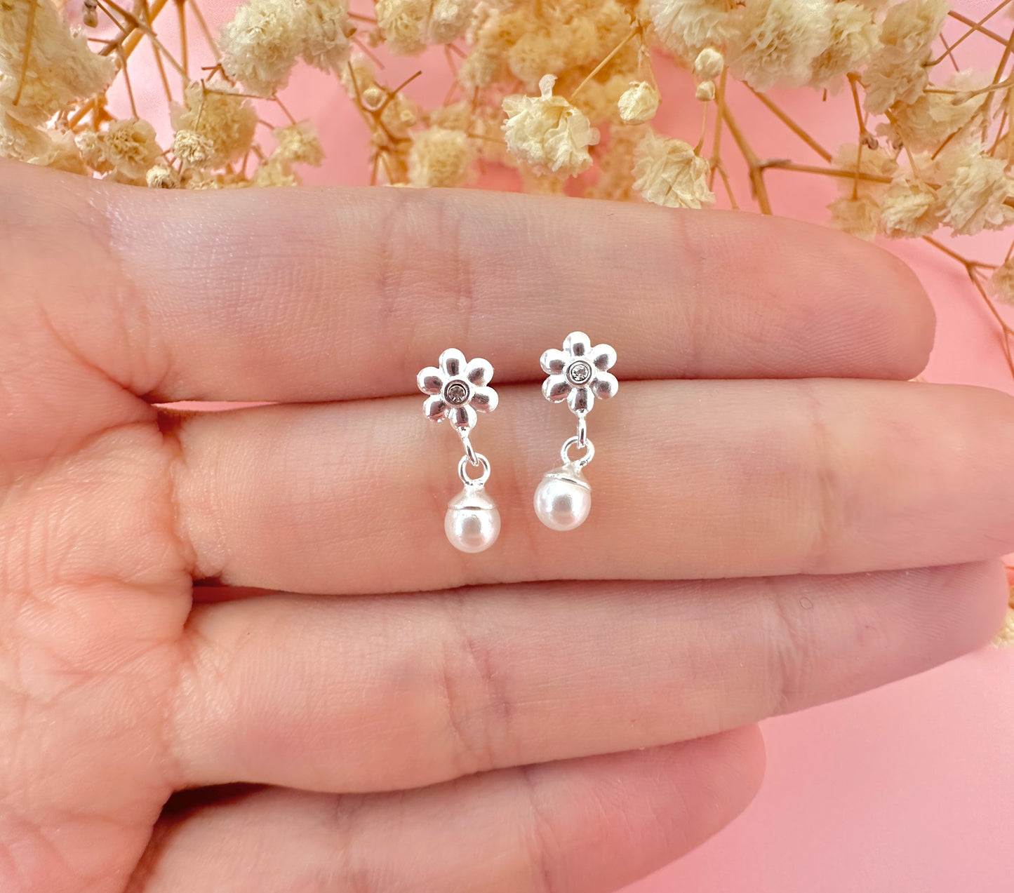 925 sterling silver Flower Pearl Dangle stud earrings.