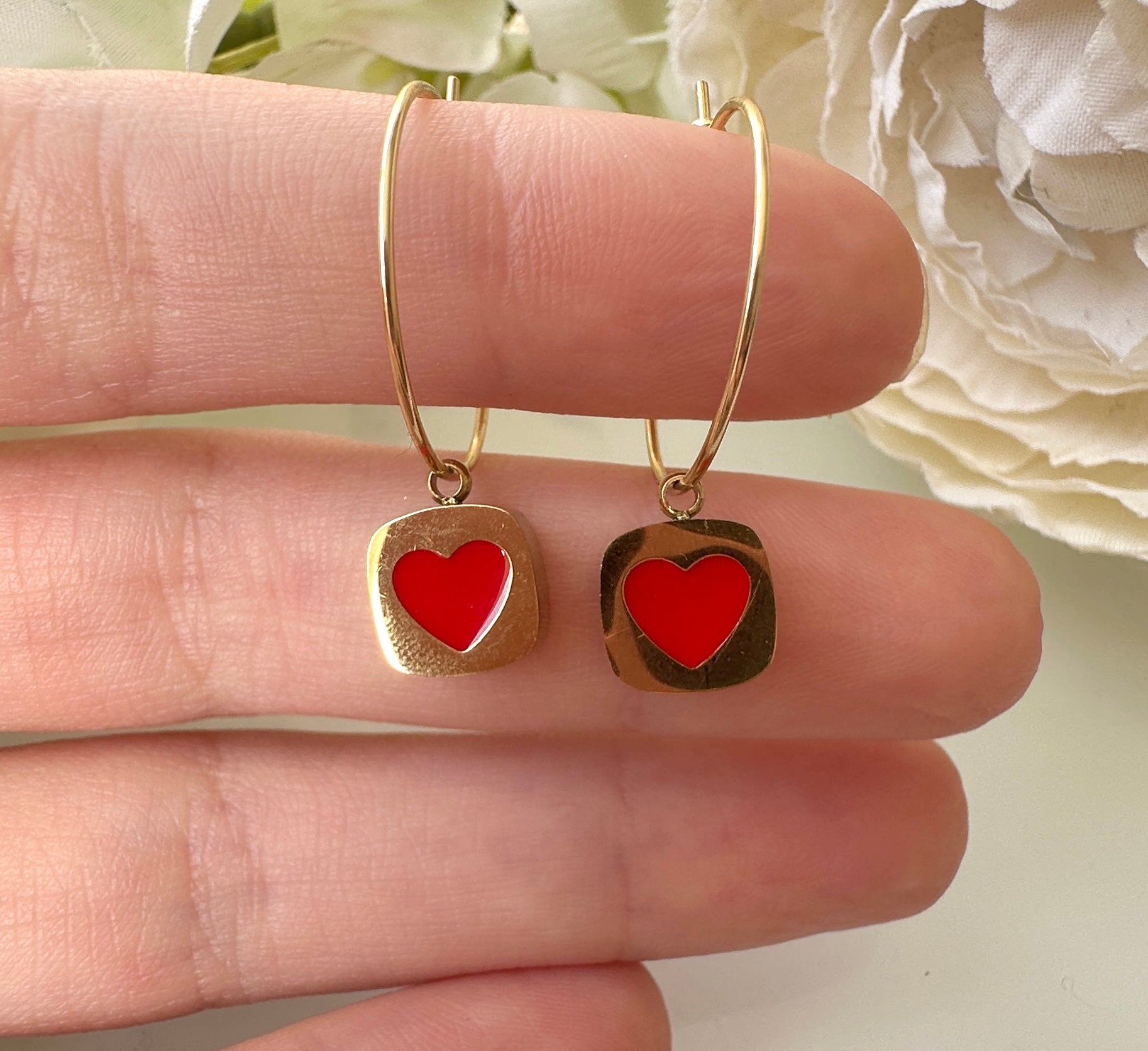 Gold Red heart Block Hoop earrings. – Kooky Bloom