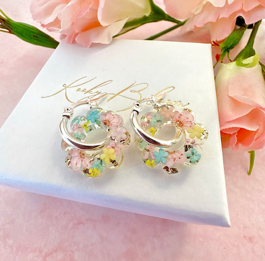 Ditsy Doily pastel Flower bloom earrings.